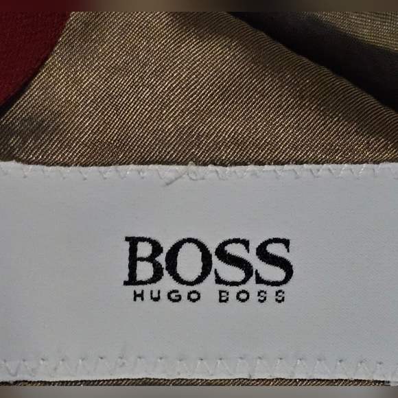 Hugo Boss Men's Holiday Red Sports Jacket Two button 44R Made in the USA. - Picture 10 of 11